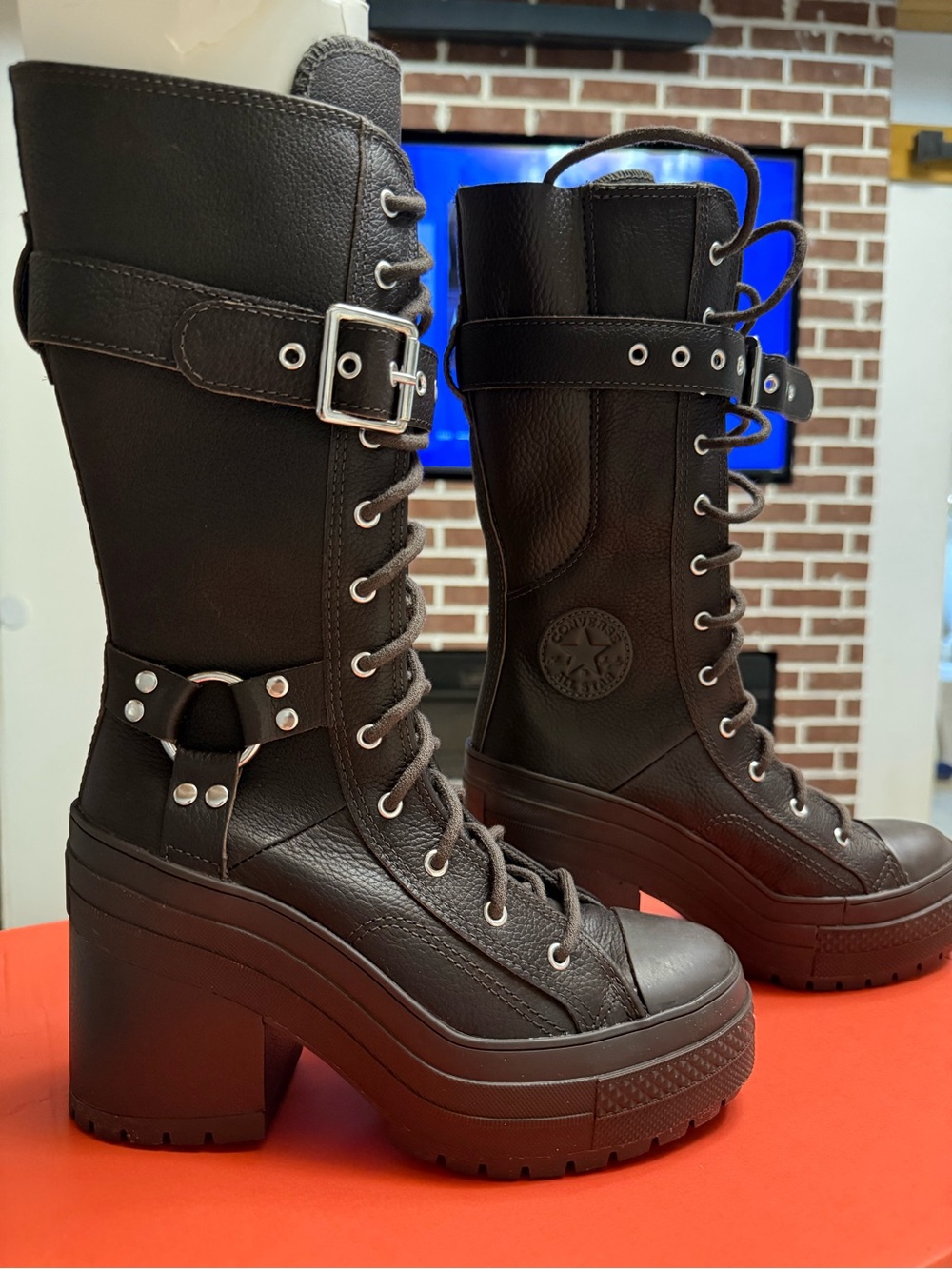 NWT Convers Platform Lace-Up Knee Boot in Dark Brown - Chunky Heel